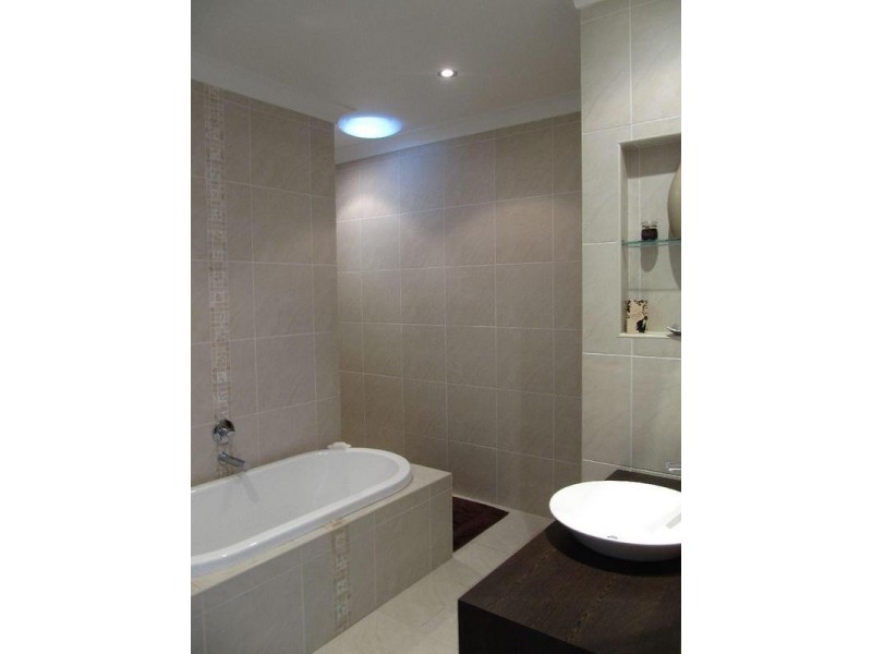 121 Lakes Boulevard, Wooloweyah NSW 2464