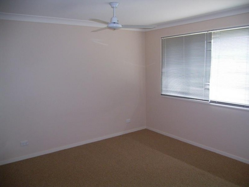 4 Bayview Drive, Yamba NSW 2464