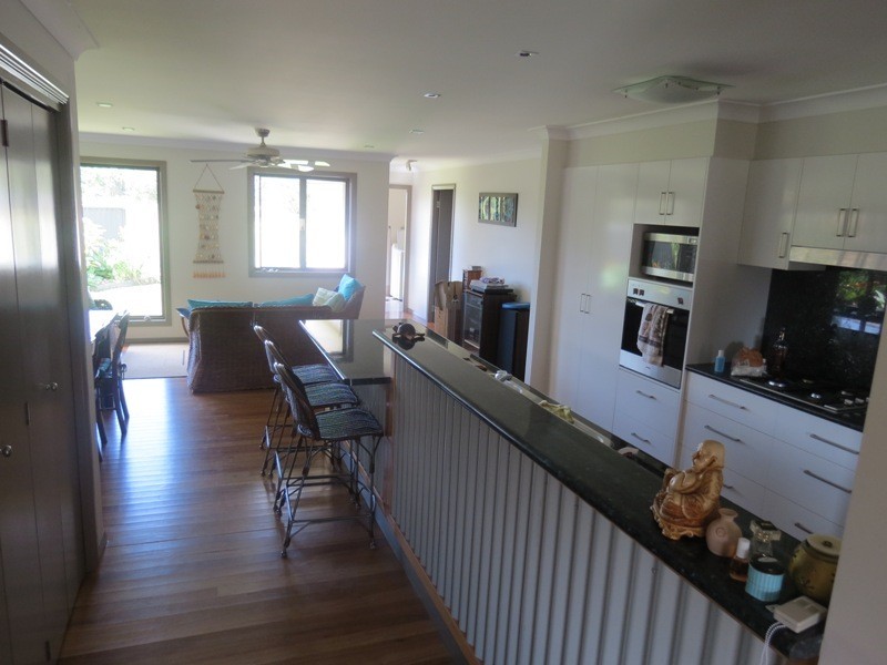 8 Buccaneers Court, Yamba NSW 2464