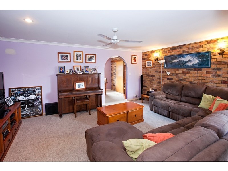 13 Wattle Drive, Yamba NSW 2464