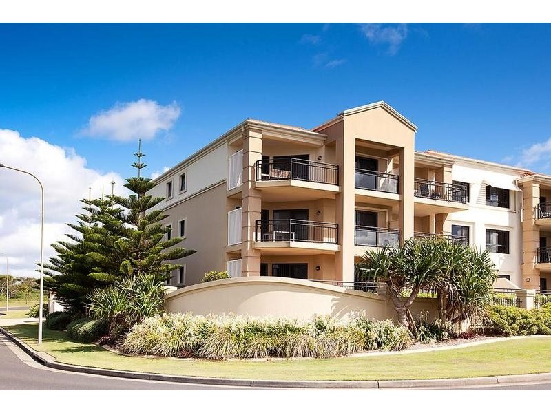 44/20-21 Pacific Parade, Yamba NSW 2464