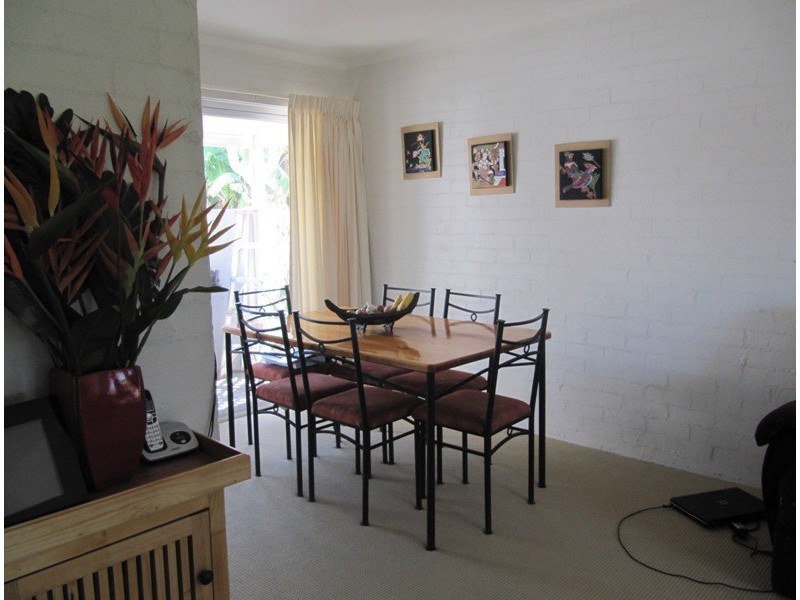 2/27 Beach Street, Yamba NSW 2464
