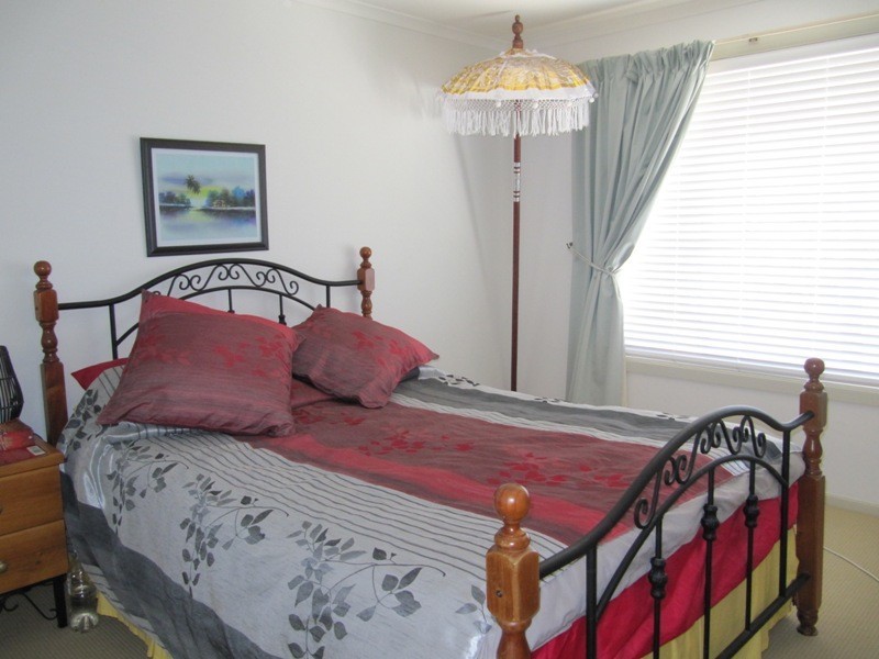 2/27 Beach Street, Yamba NSW 2464