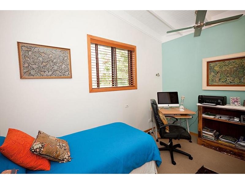 165 Lakes Boulevard, Wooloweyah NSW 2464