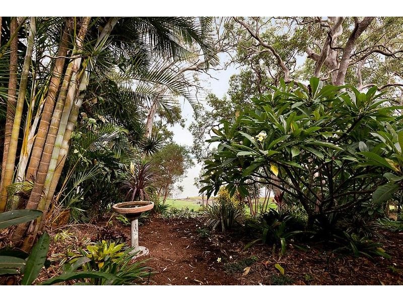165 Lakes Boulevard, Wooloweyah NSW 2464