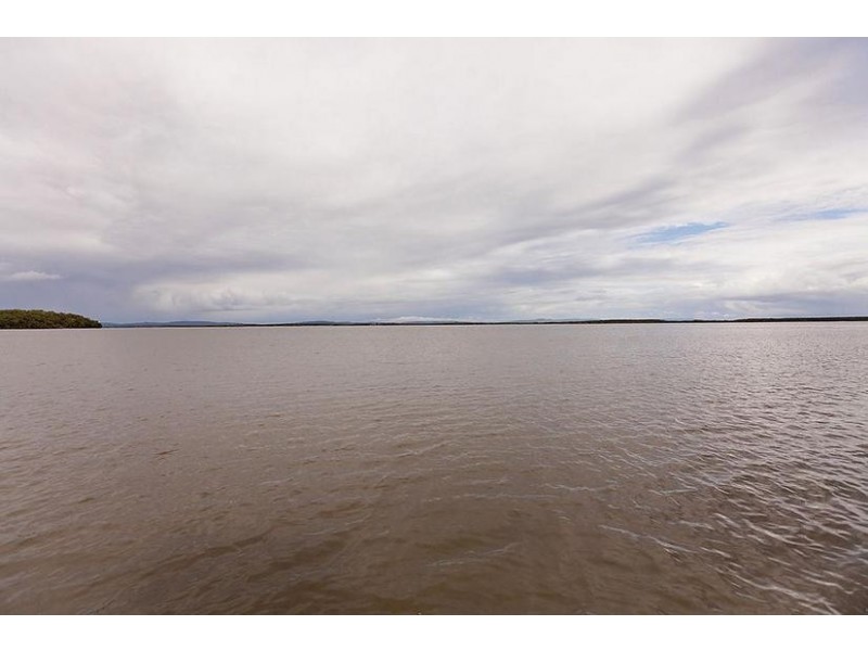 165 Lakes Boulevard, Wooloweyah NSW 2464