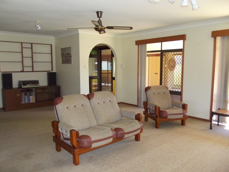 3 Barbara Close, Yamba NSW 2464