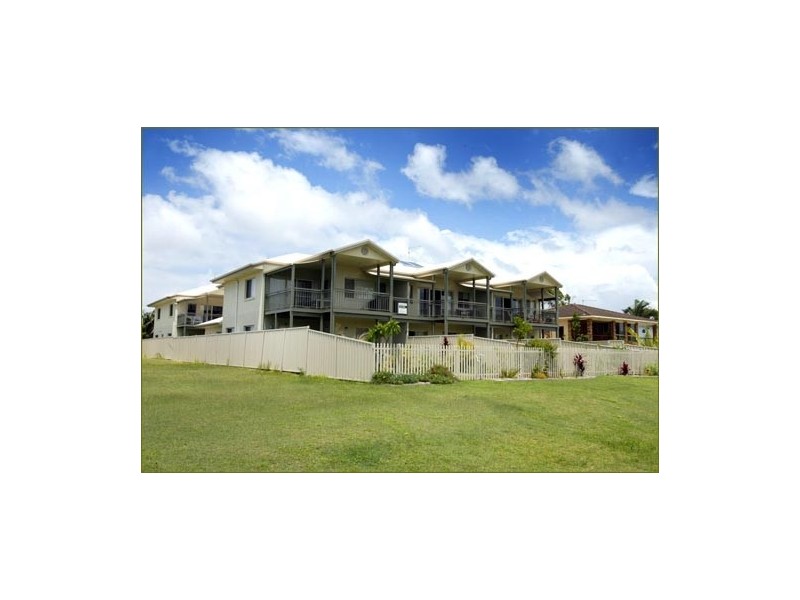 2/16 Yamba Road, Yamba NSW 2464
