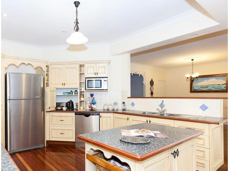 2 Tom Thumb Place, Yamba NSW 2464