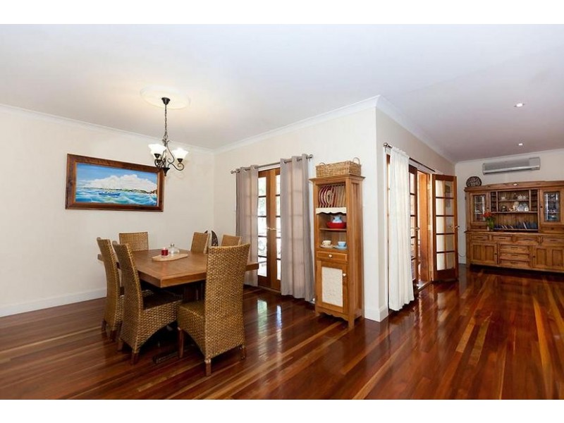 2 Tom Thumb Place, Yamba NSW 2464