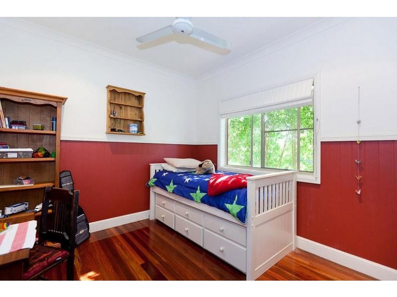 2 Tom Thumb Place, Yamba NSW 2464