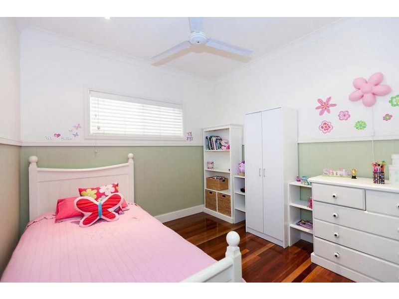 2 Tom Thumb Place, Yamba NSW 2464