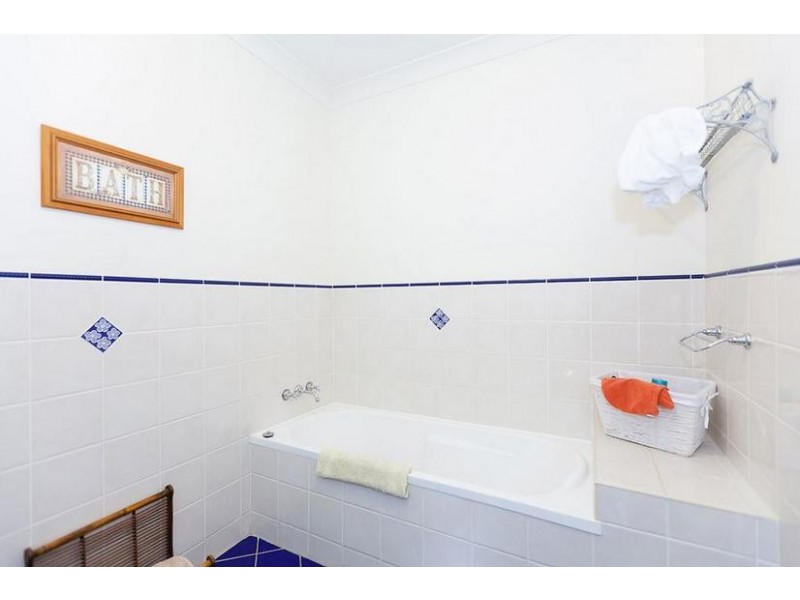 2 Tom Thumb Place, Yamba NSW 2464