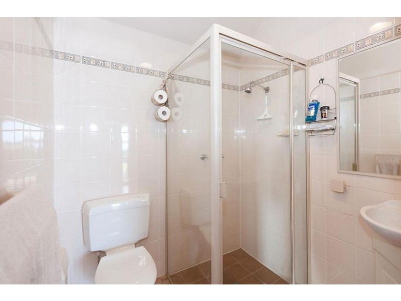 17 Melaleuca Drive, Yamba NSW 2464