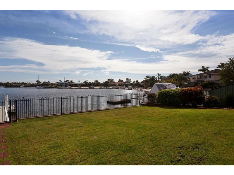 17 Melaleuca Drive, Yamba NSW 2464