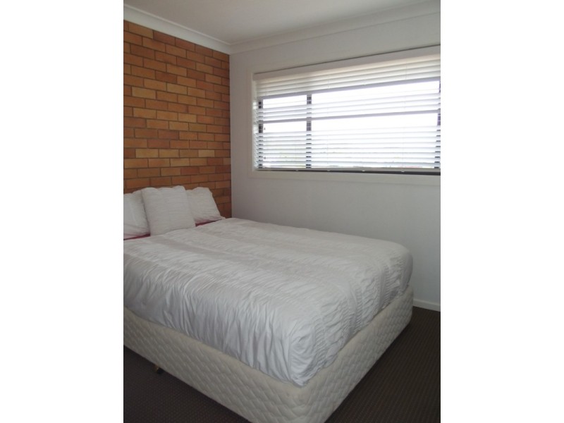 2/4 Mariners Way, Yamba NSW 2464