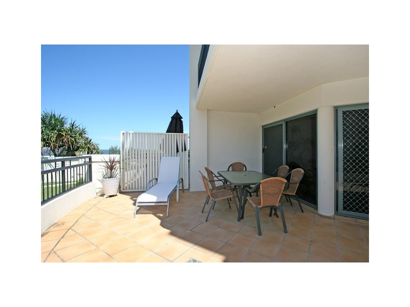 2/20 Pacific Parade, Yamba NSW 2464