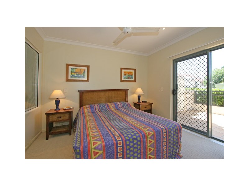 2/20 Pacific Parade, Yamba NSW 2464