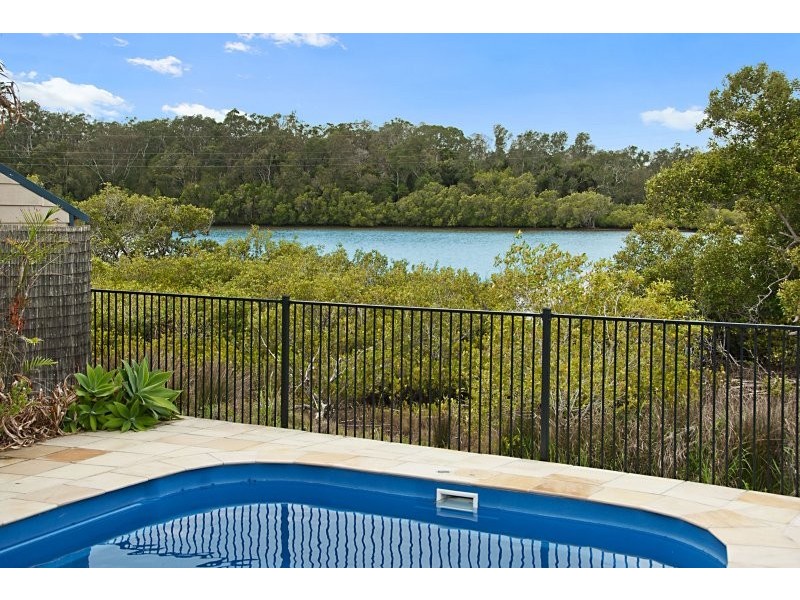 14 Bayview Drive, Yamba NSW 2464