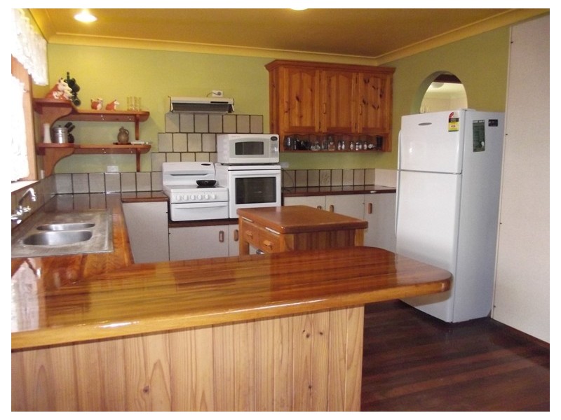 13 Mariners Way, Yamba NSW 2464