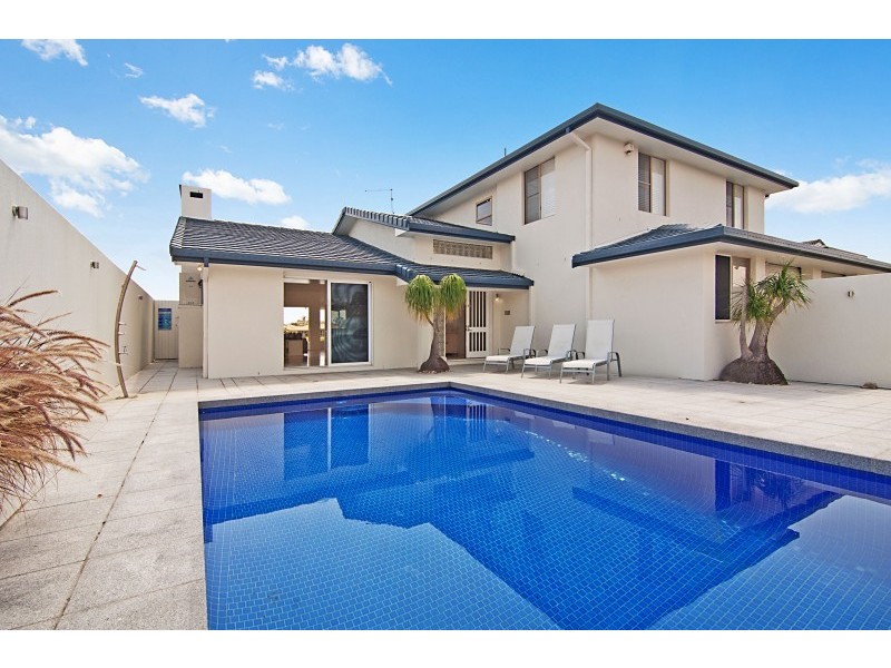 30 Acacia Circuit, Yamba NSW 2464