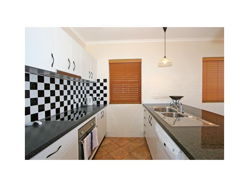 1/42 Clarence Street, Yamba NSW 2464