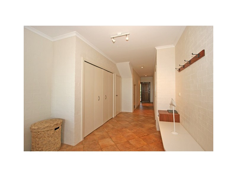 1/42 Clarence Street, Yamba NSW 2464