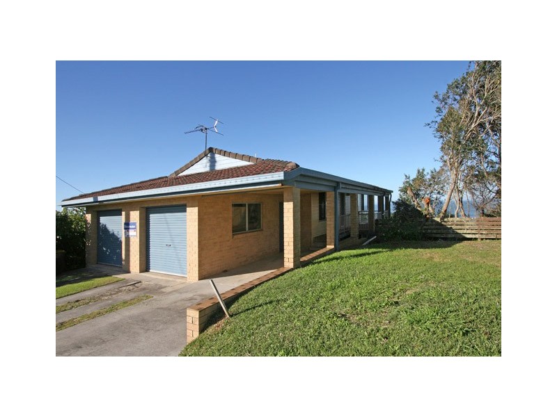 2/10 Pilot Street, Yamba NSW 2464