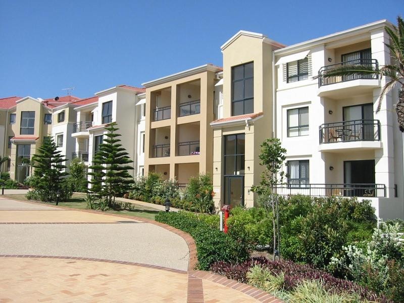 18/20 Pacific Parade, Yamba NSW 2464