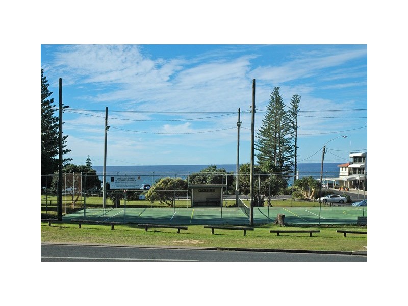 2/29 Clarence Street, Yamba NSW 2464