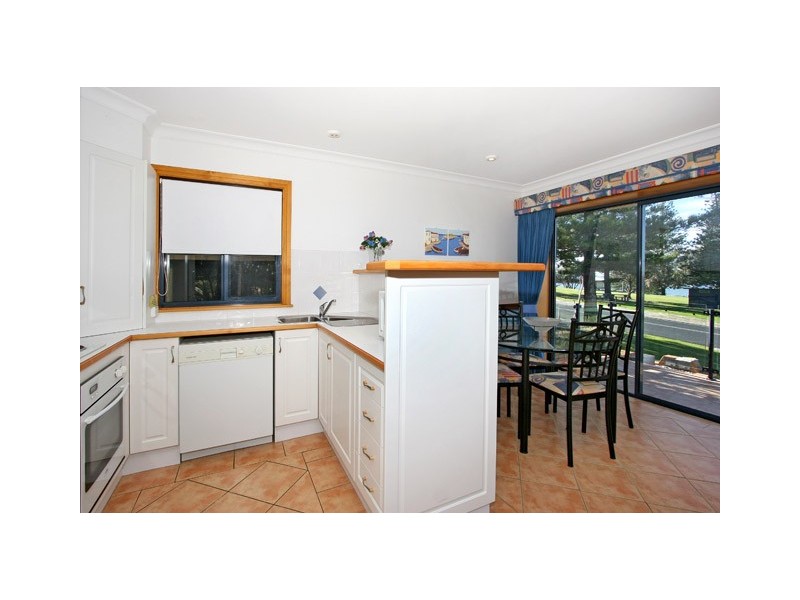 2/29 Clarence Street, Yamba NSW 2464