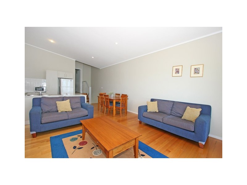 2/6 Bay Street, Angourie NSW 2464