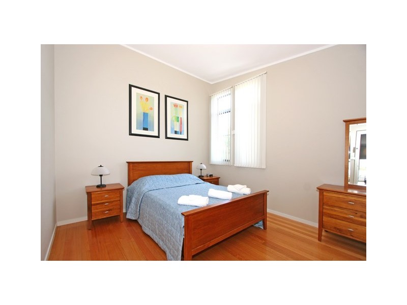 2/6 Bay Street, Angourie NSW 2464