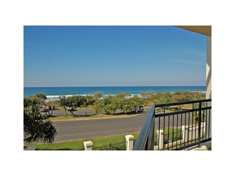 7/20 Pacific Parade, Yamba NSW 2464
