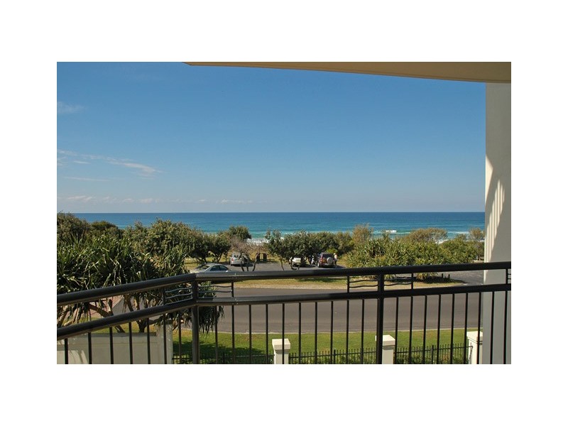 7/20 Pacific Parade, Yamba NSW 2464