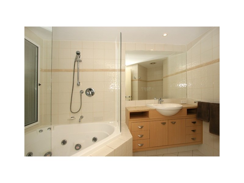 7/20 Pacific Parade, Yamba NSW 2464