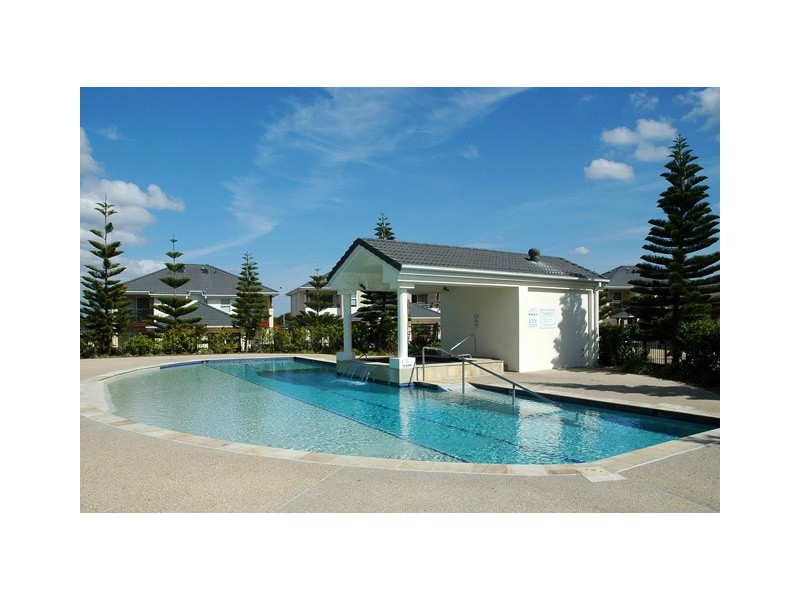 7/20 Pacific Parade, Yamba NSW 2464