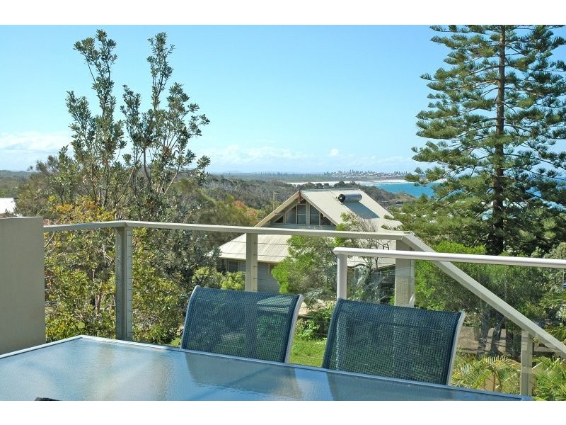 1/6 Bay Street, Angourie NSW 2464