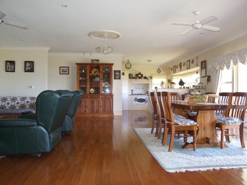 253 School Road, Palmers Island NSW 2463
