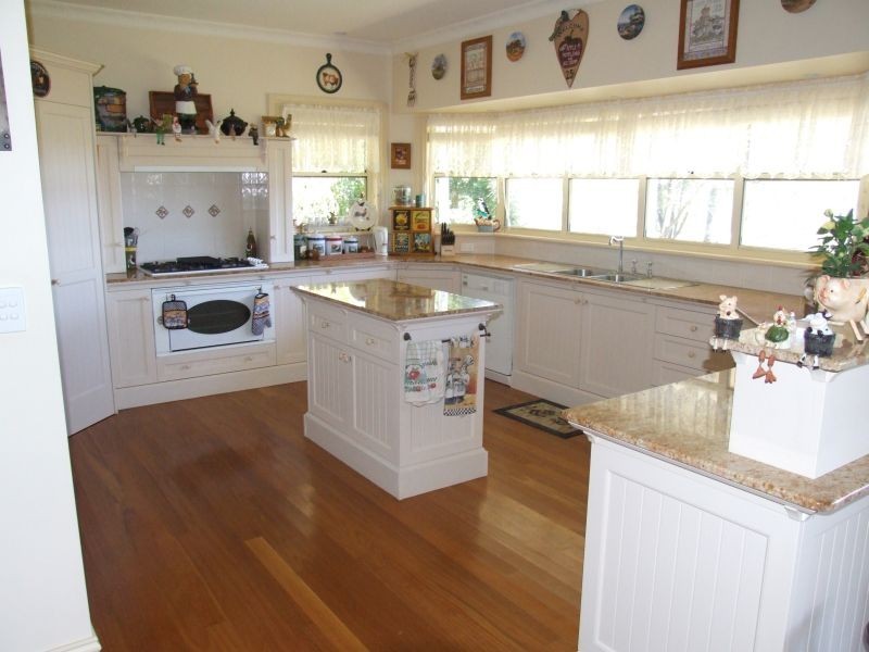 253 School Road, Palmers Island NSW 2463