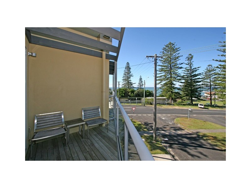 2/21 Clarence Street, Yamba NSW 2464