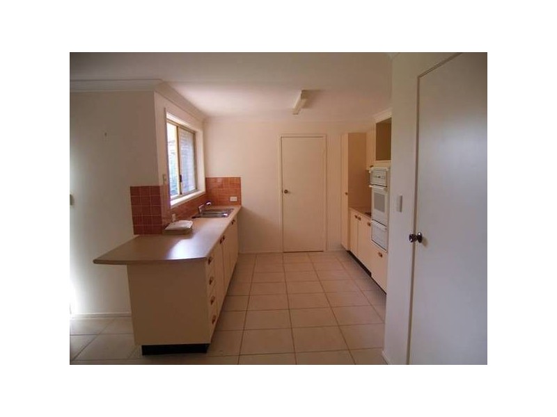 Grevillea AVENUE, Yamba NSW 2464