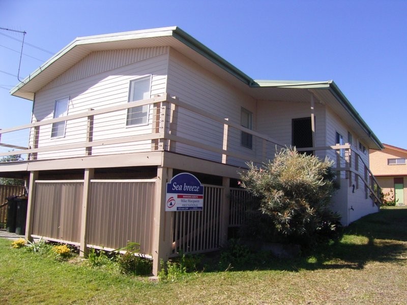 2 Pacific Street, Angourie NSW 2464