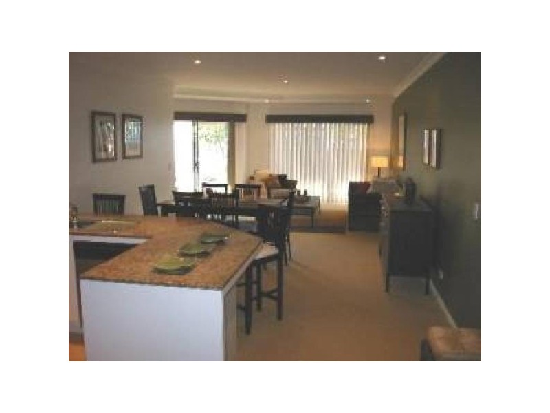 20 Pacific Parade, Yamba NSW 2464