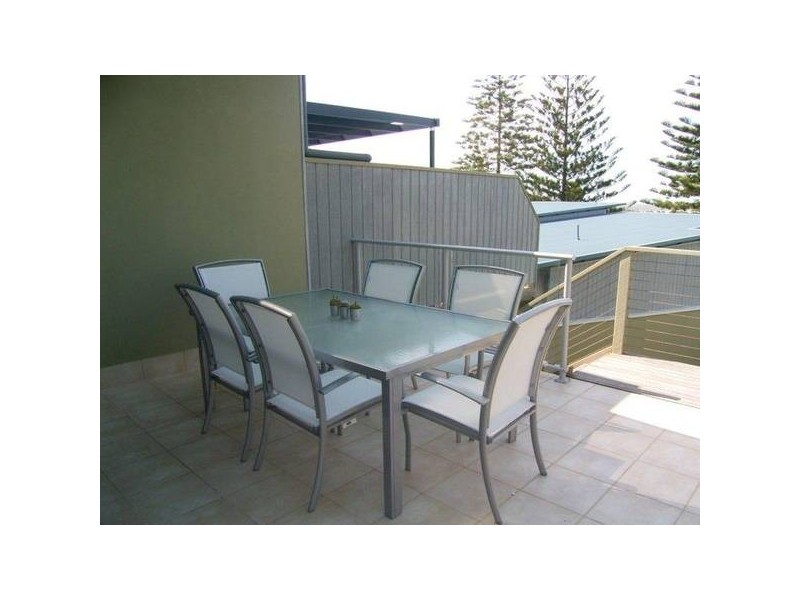 6/6 Bay Street, Angourie NSW 2464