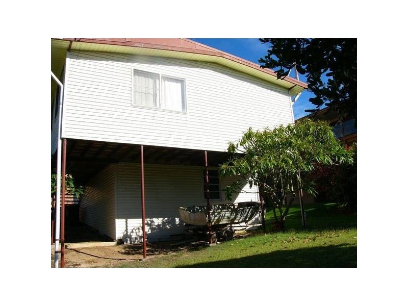 1 Henson Lane, Yamba NSW 2464