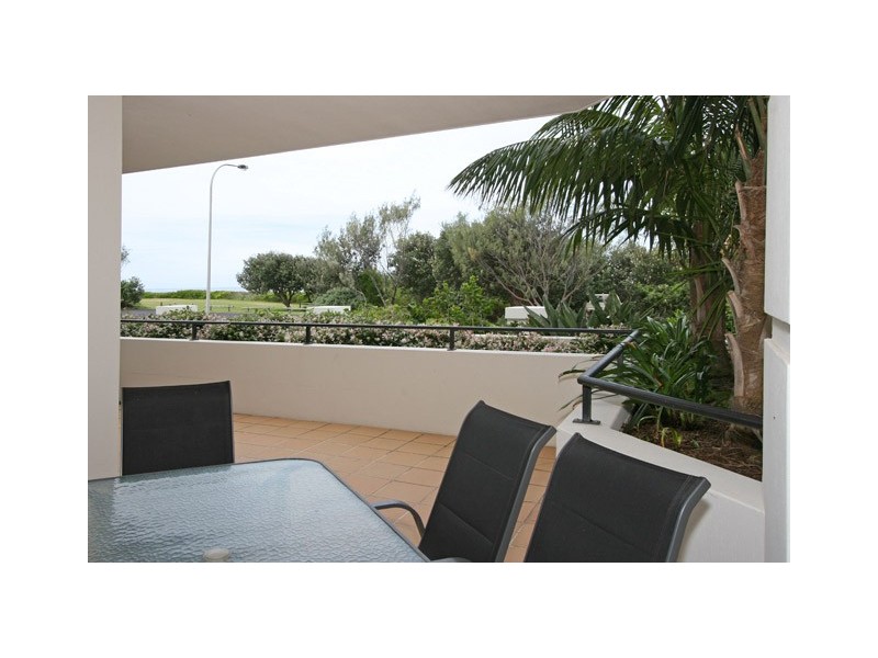 1/19 PacificParade, Yamba NSW 2464