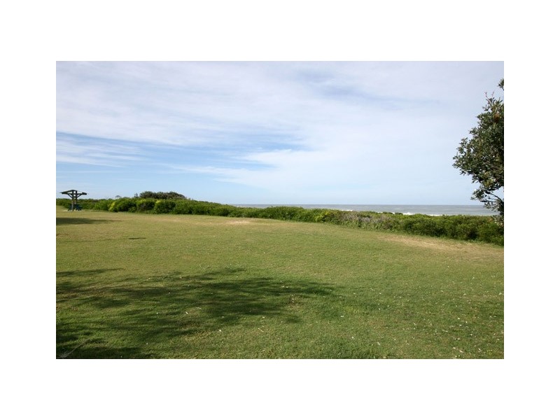 1/19 PacificParade, Yamba NSW 2464