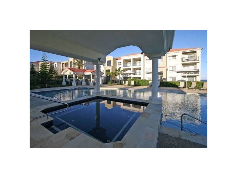 31/20-22 Pacific Parade, Yamba NSW 2464