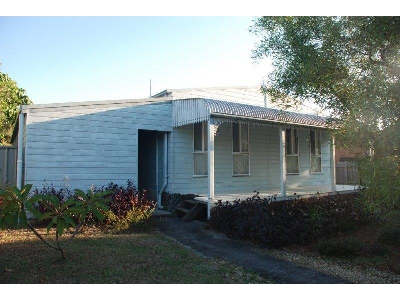 18 Waratah Avenue, Yamba NSW 2464